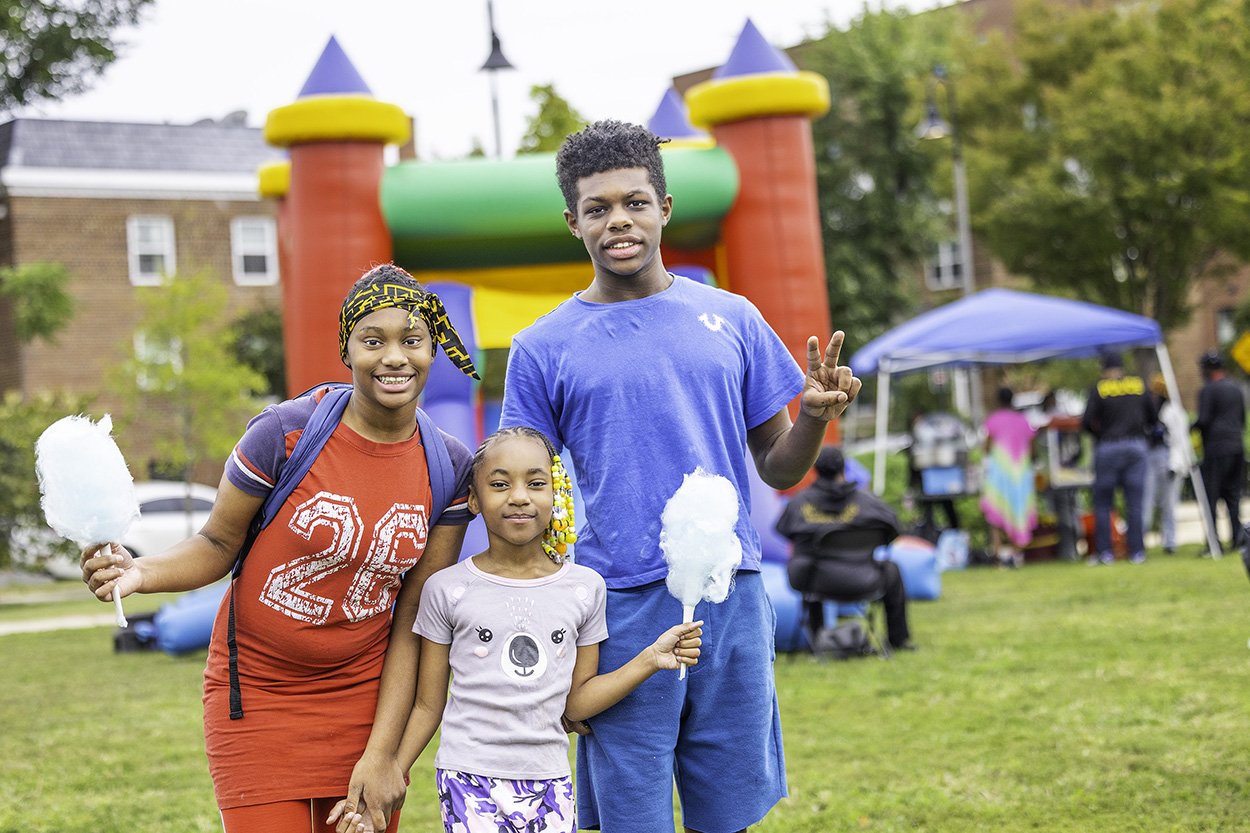 More than 170 people braved the rain to join DCHA staff for a fun-filled day with their family, friends and neighbors. Partygoers enjoyed food, live music, games, face painting, bounce houses and more. The block party also allowed people to connect and strengthen community bonds. 